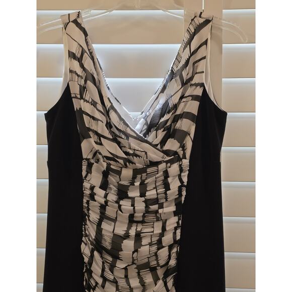 Joseph Ribkoff Black White Geo Print Sheath Dress Womens 8 Ruched Knee Length - Picture 5 of 7